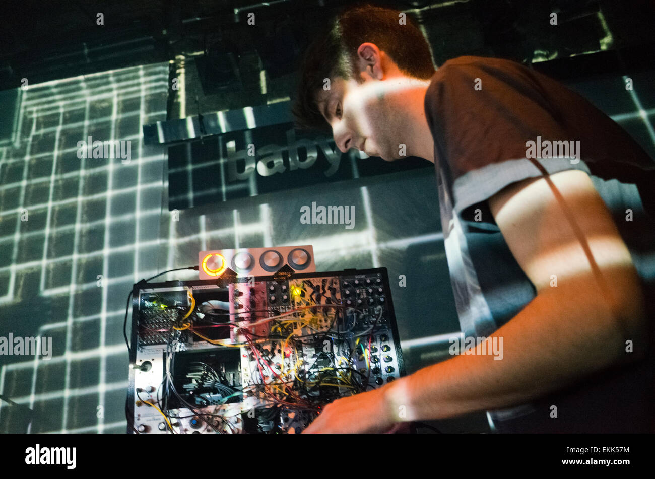 James Holden performing live Foto Stock