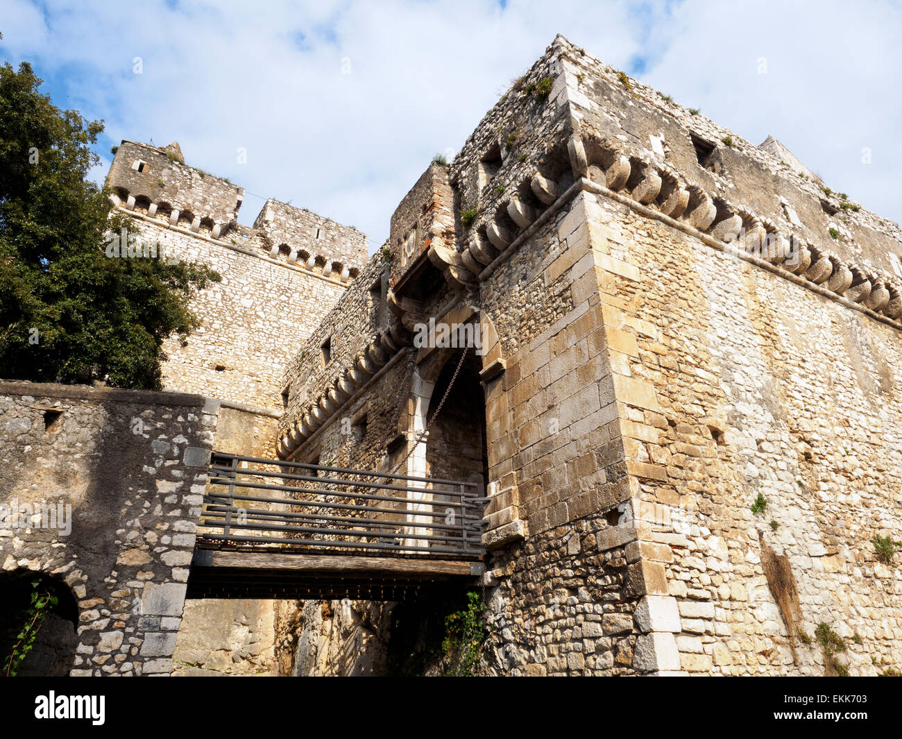 Castello Caetani nella città medievale di Sermoneta - Latina, Italia Foto Stock