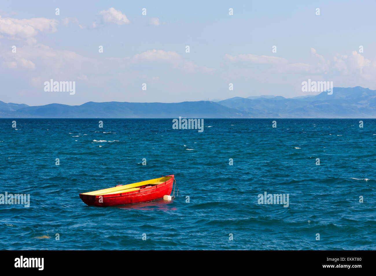 Canoa sul lago di Ohrid, patrimonio mondiale dell UNESCO, Repubblica di Macedonia Foto Stock