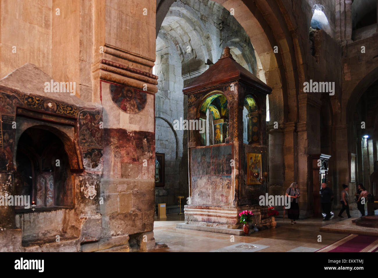 All'interno di Svetitskhoveli Chiesa, i monumenti storici di Mtskheta, sito Patrimonio Mondiale dell'UNESCO, Georgia Foto Stock