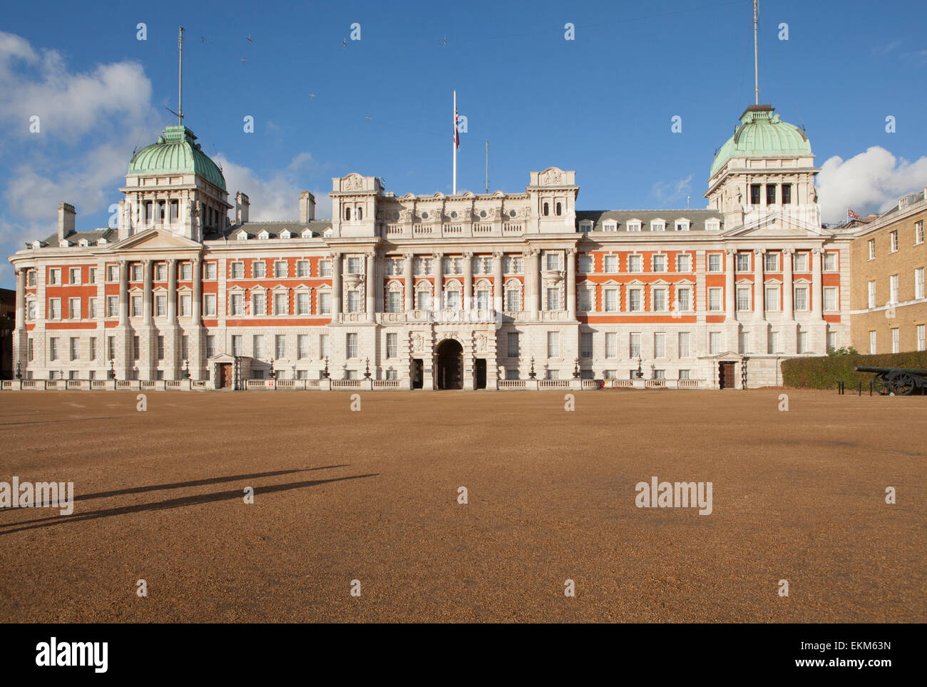 Admiralty House di Whitehall facce delle Guardie a Cavallo, la casa di Trooping il colore Foto Stock