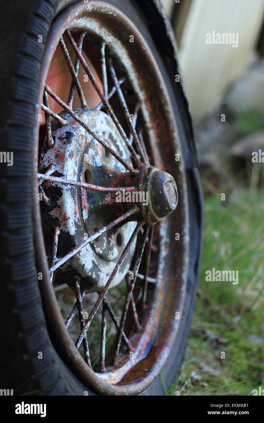Vecchia ruota Spoke Foto Stock