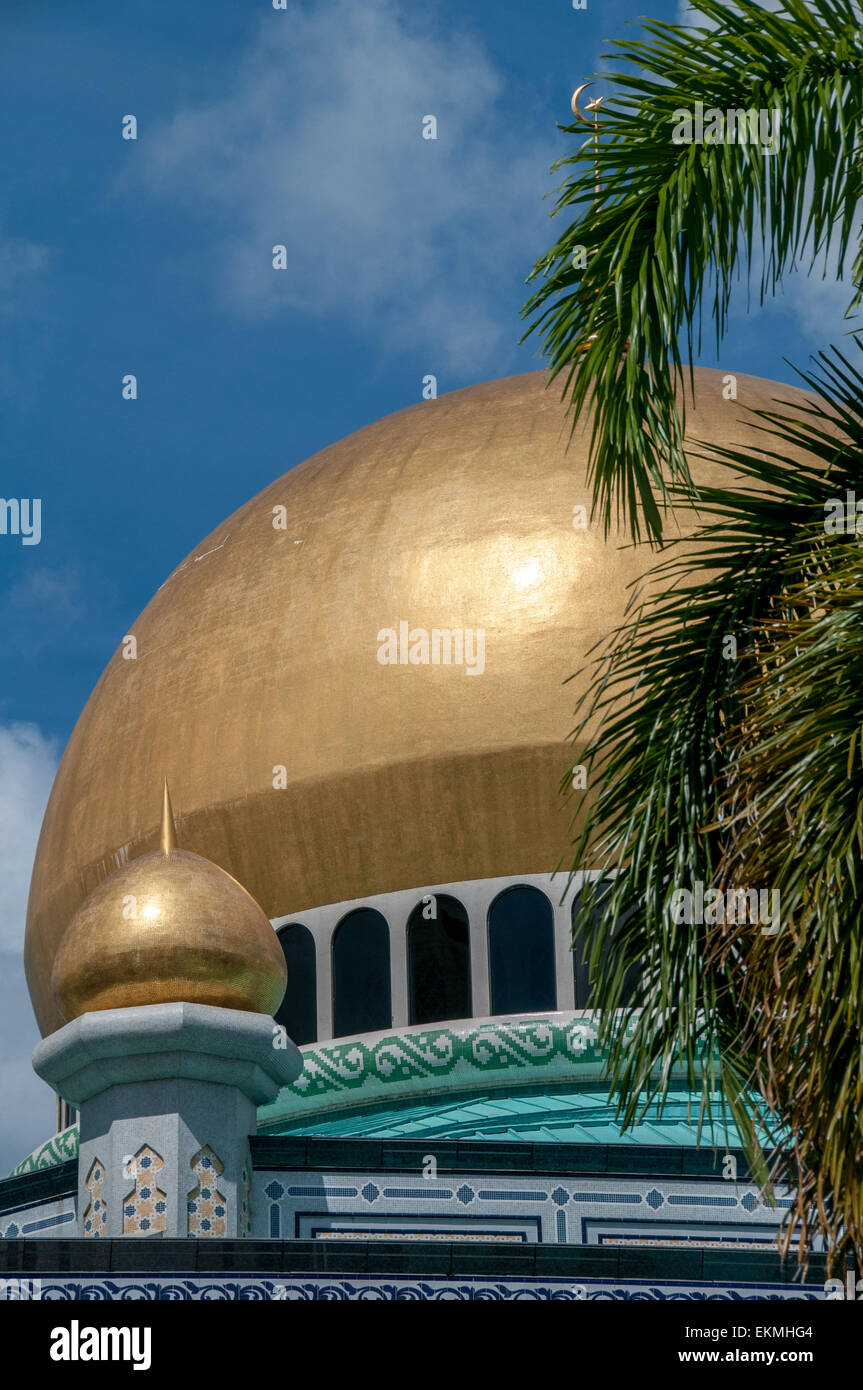 Jame'asr Hassanil Bolkiah moschea, Bandar Seri Begawan, Brunei Foto Stock