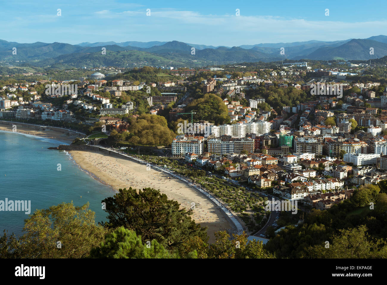 Vista aerea della spiaggia Ondarreta a San Sebastian, Spagna del nord Foto Stock