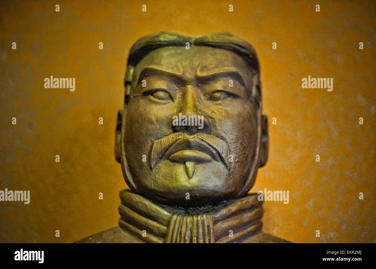 L'Esercito di Terracotta o è una collezione di sculture in terracotta raffigurante gli eserciti di Qin Shi Huang, il primo imperatore della Foto Stock