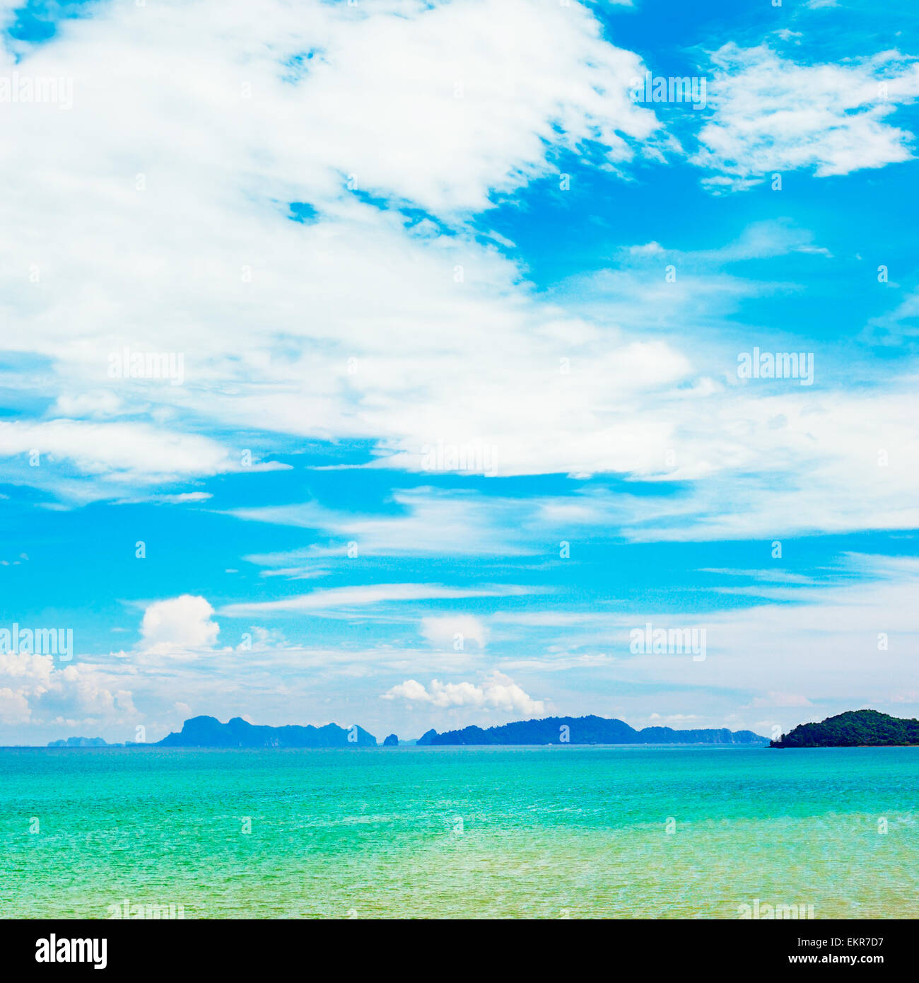 Mare delle Andamane, Thailandia, paesaggio a giornata di sole Foto Stock
