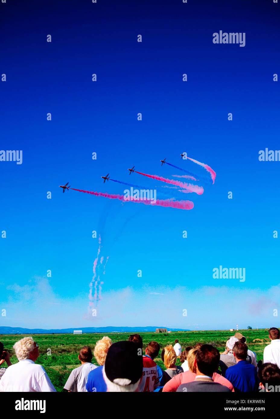 Derry City, Co Derry, Irlanda del Nord, la città di Derry Airshow 1997, frecce rosse, cinque degli aviogetti Hawk Foto Stock