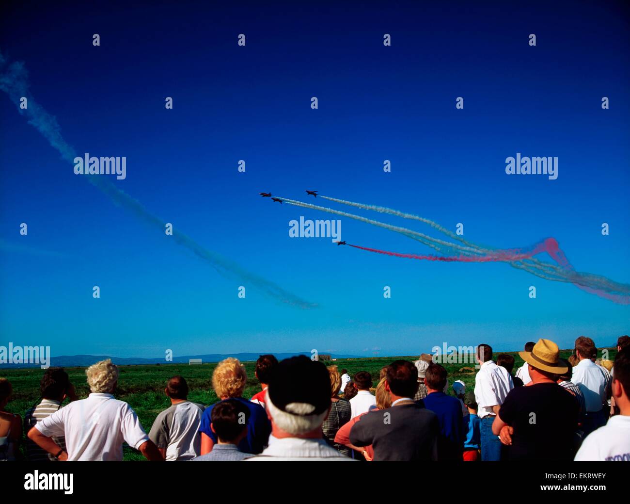 Derry City, Co Derry, Irlanda del Nord, la città di Derry Airshow 1997, Raf frecce rosse quattro manovra a getto Foto Stock