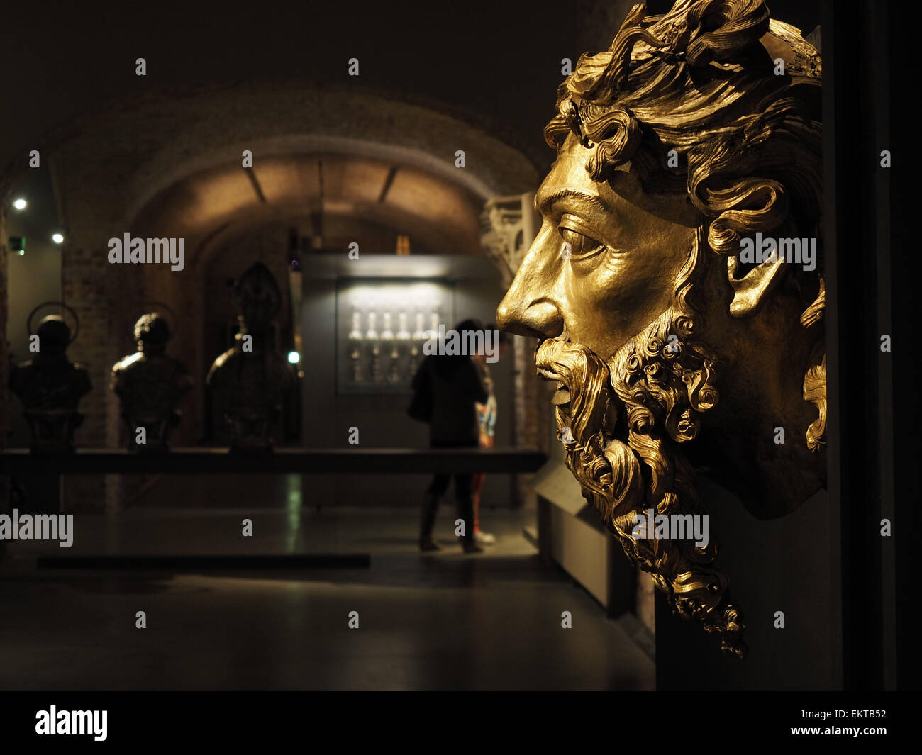 Dio Padre keystone di abside di Beltramino de Zutti, Museo del Duomo, la Veneranda Fabbrica del Duomo di Milano, Lombardia, Italia Foto Stock