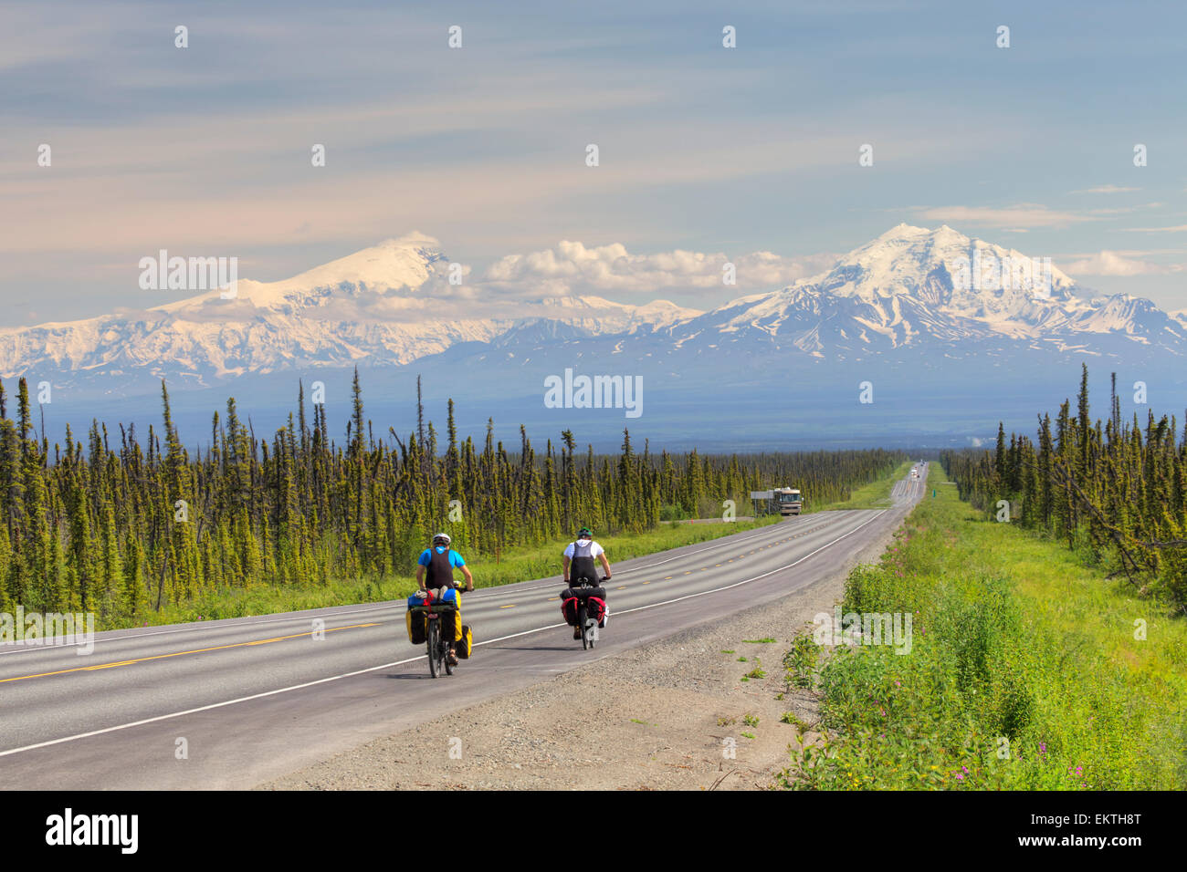 Alaska,ciclista,Autostrada,wrangell mountain Foto Stock