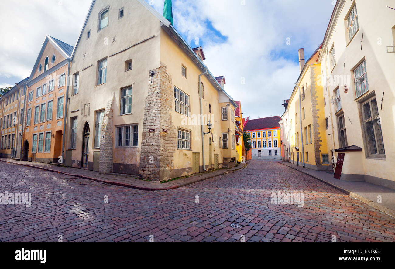 Vista della bellissima città vecchia di Tallinn. Estonia Foto Stock