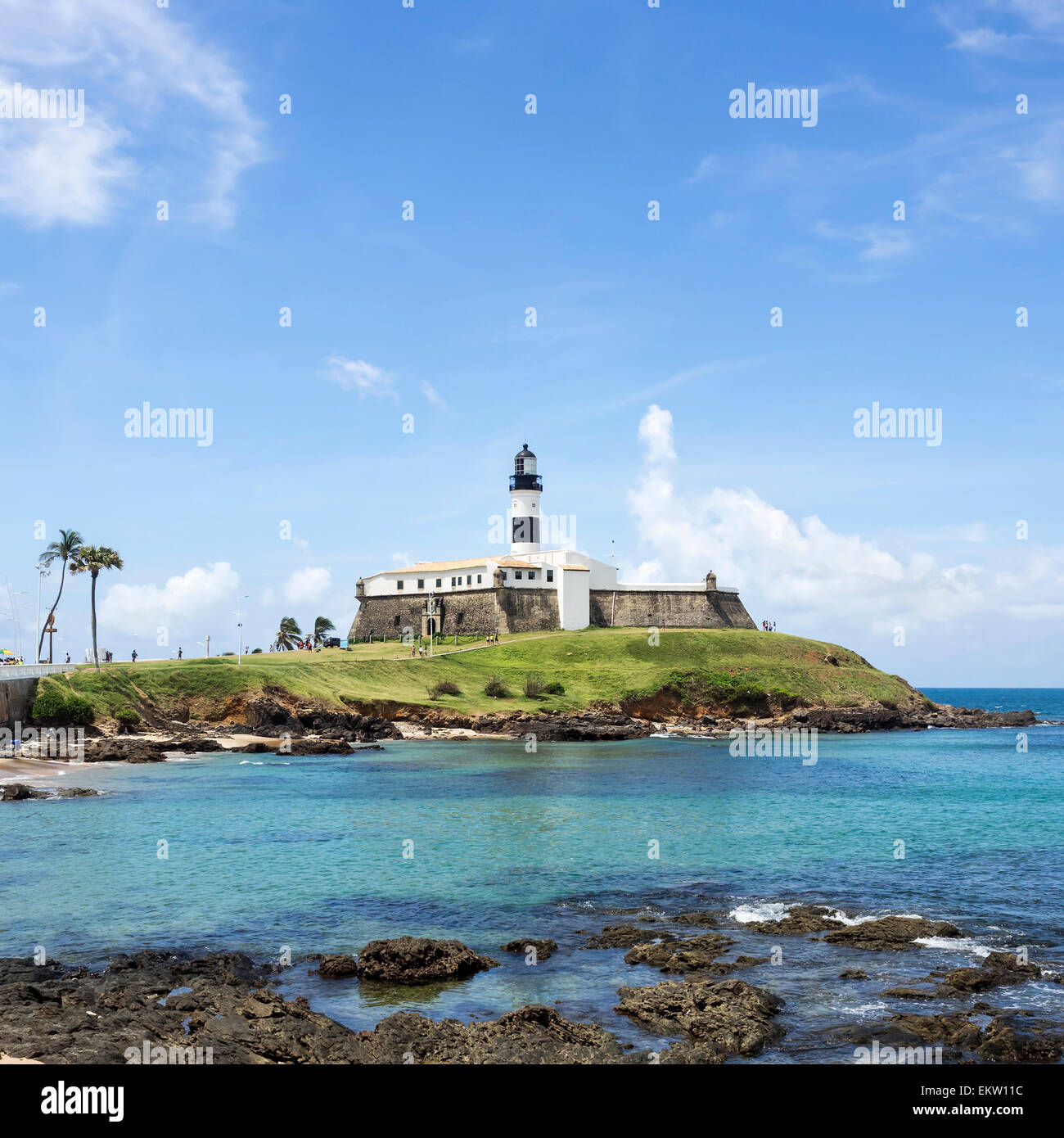 Vista del famoso Farol da Barra faro in Salvador, Bahia, Brasile. Foto Stock