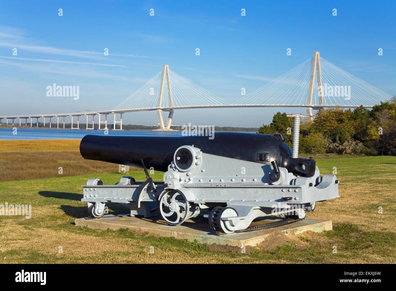 Il cannone a Patriots Point Naval & Museo Marittimo; Charleston, Carolina del Sud, Stati Uniti d'America Foto Stock