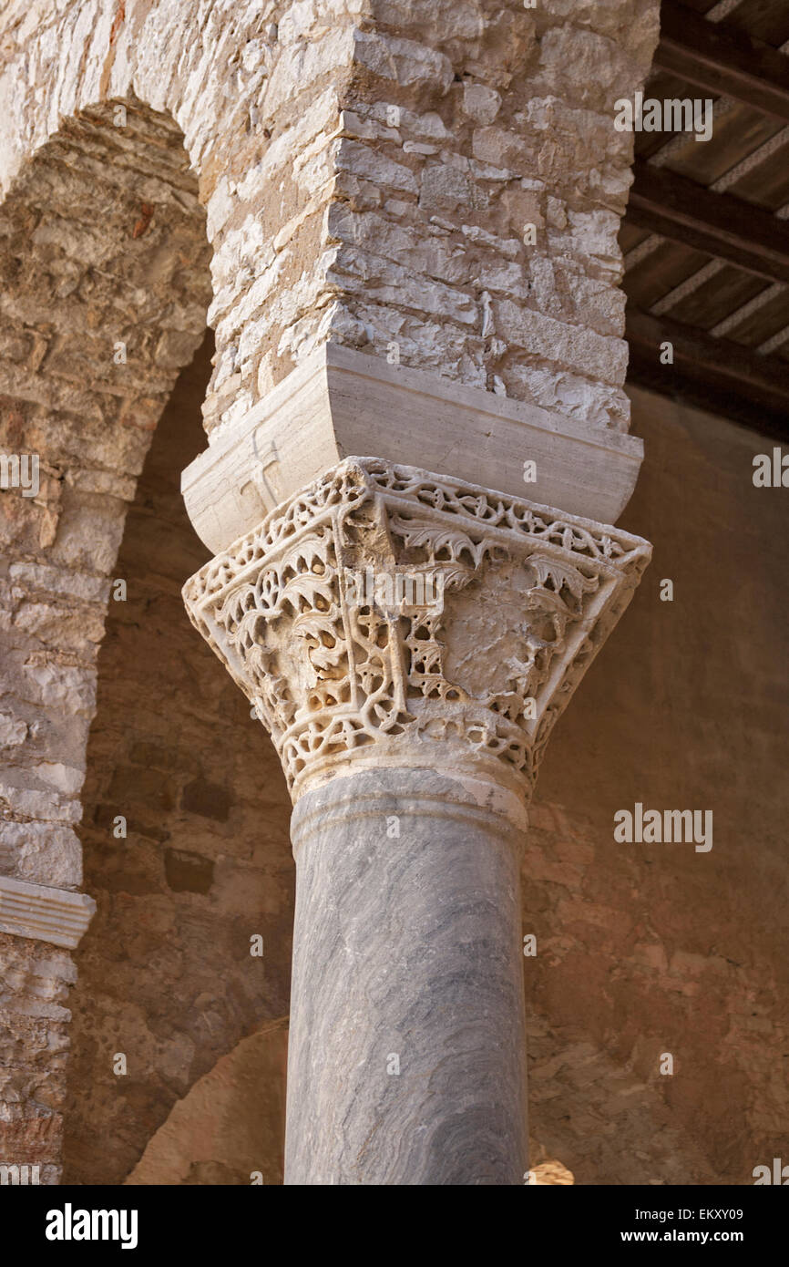 Interno della Basilica Eufrasiana di Parenzo in Istria, Croazia. UNESCO - Sito Patrimonio dell'umanità. Foto Stock