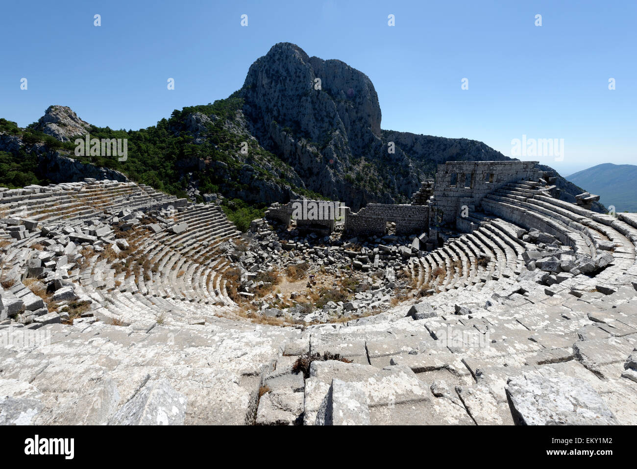 Il Greco antico in stile teatro, costruito nel periodo ellenistico e rinnovato nel corso dell'epoca romana. Termessos, nella Turchia meridionale. Th Foto Stock