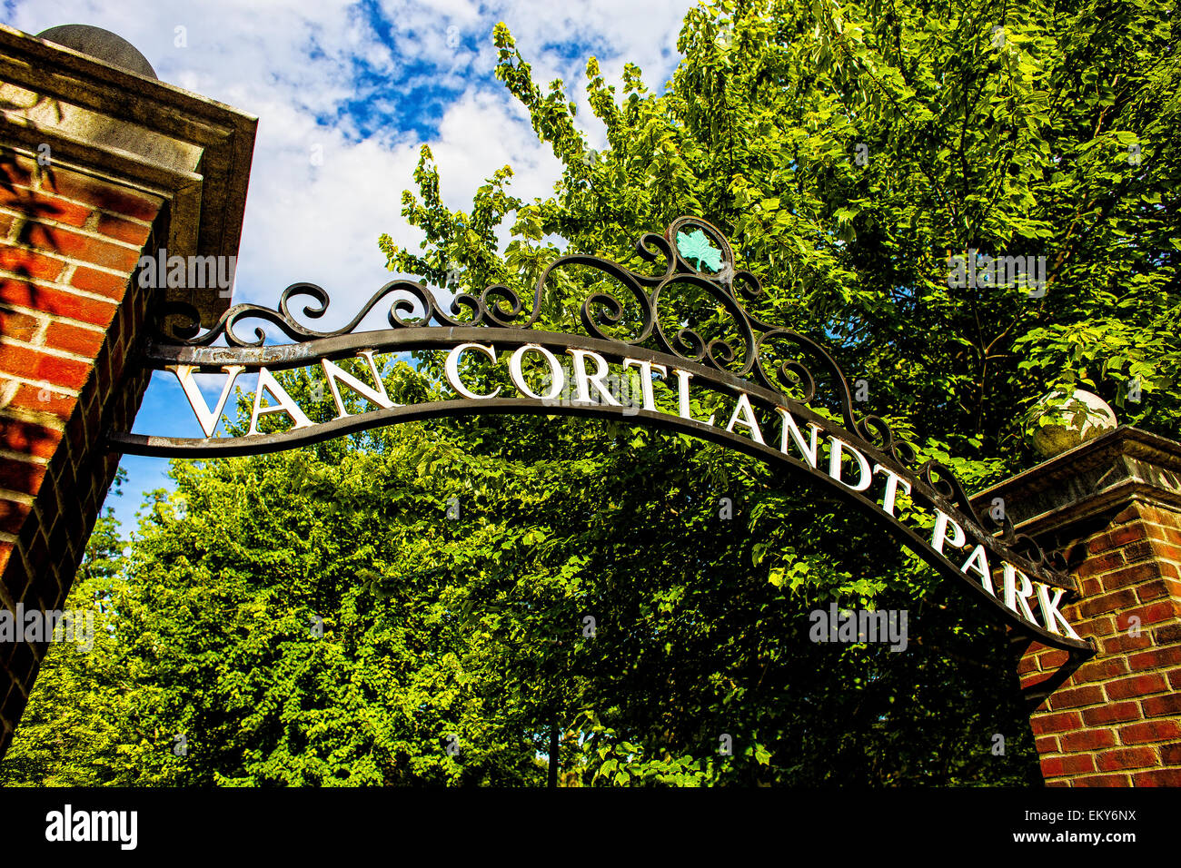 L'ingresso a Van Cortlandt Park nel Bronx, New York il 8 giugno 2012. Foto Stock