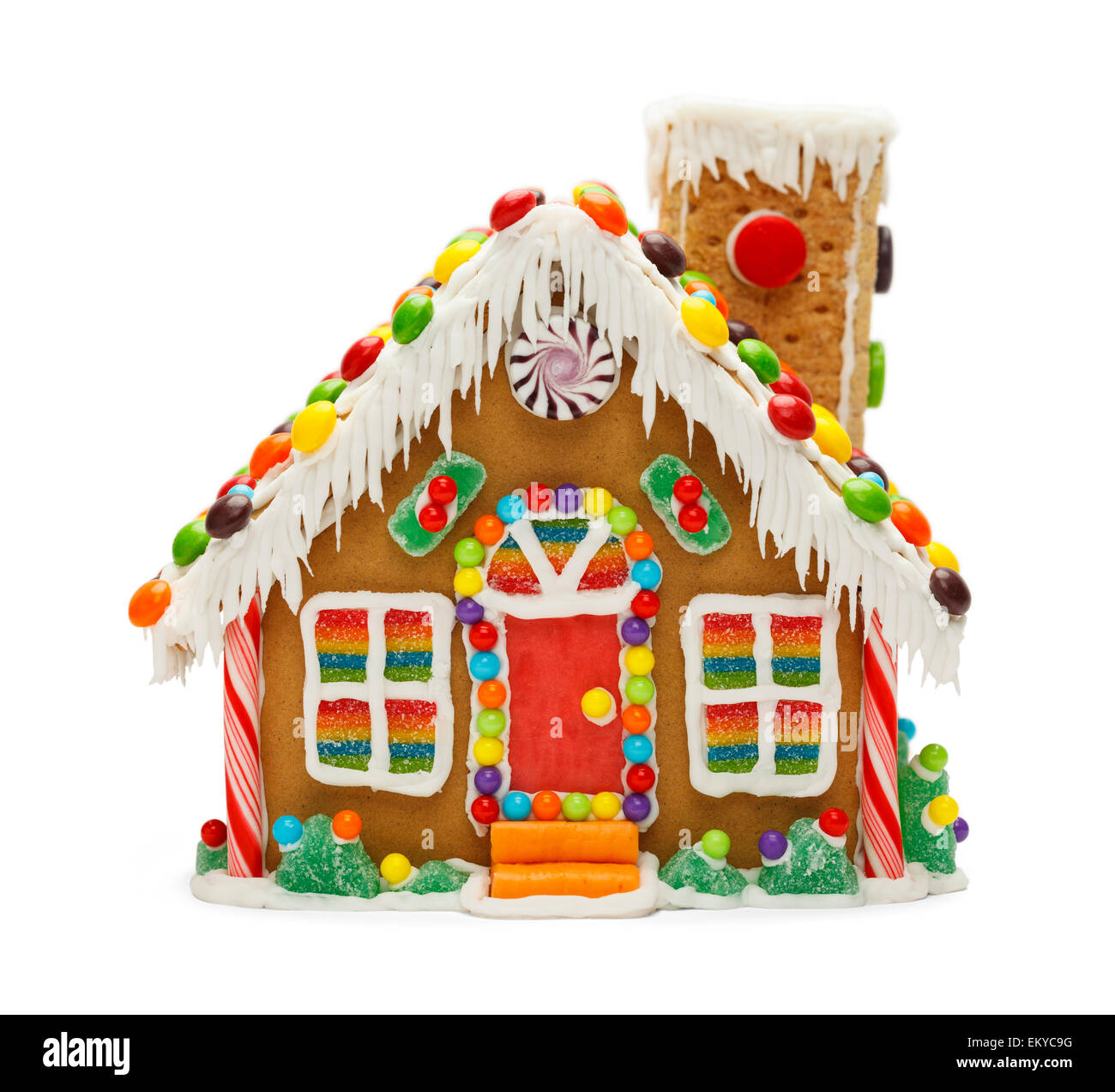 Natale Gingerbread Cookie House con la caramella isolati su sfondo bianco. Foto Stock