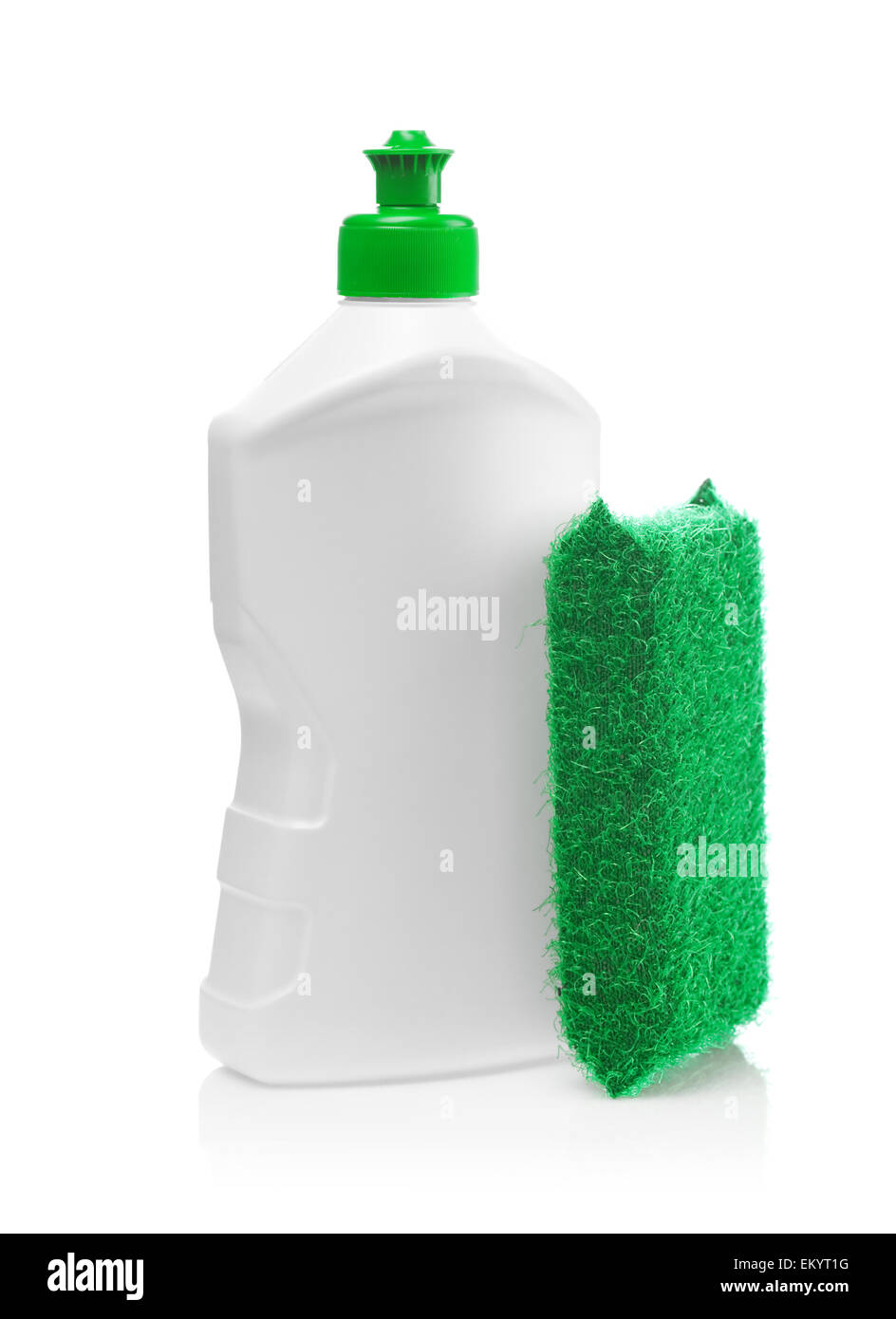 Bottiglia bianca e spugna da cucina Foto Stock