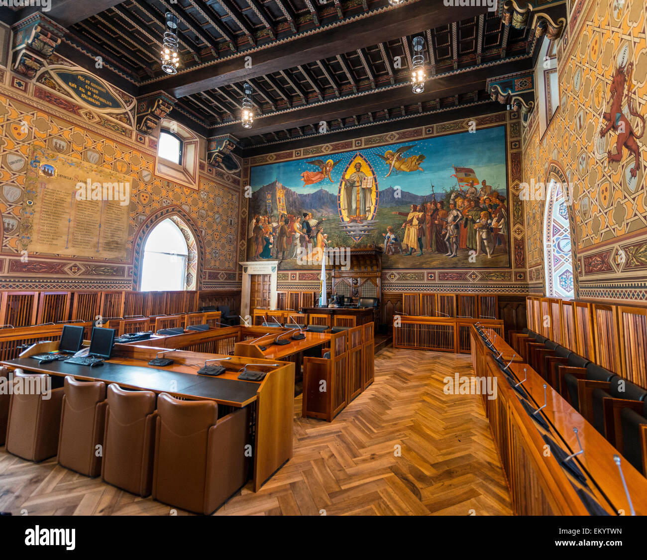 Assembly Hall con pittura storica, il Palazzo del Governo, Palazzo Pubblico del Governo, San Marino, la Repubblica di San Marino Foto Stock