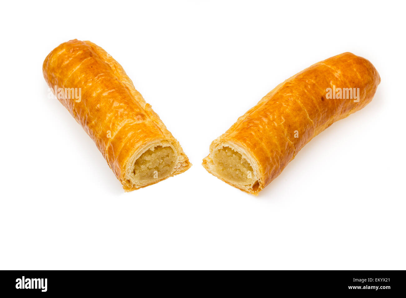 Banketstaaf due pezzi delicatezza olandese isolato sullo sfondo bianco. Primo piano sharp gradualmente meno nitide sullo sfondo. Cibo per Sint Foto Stock