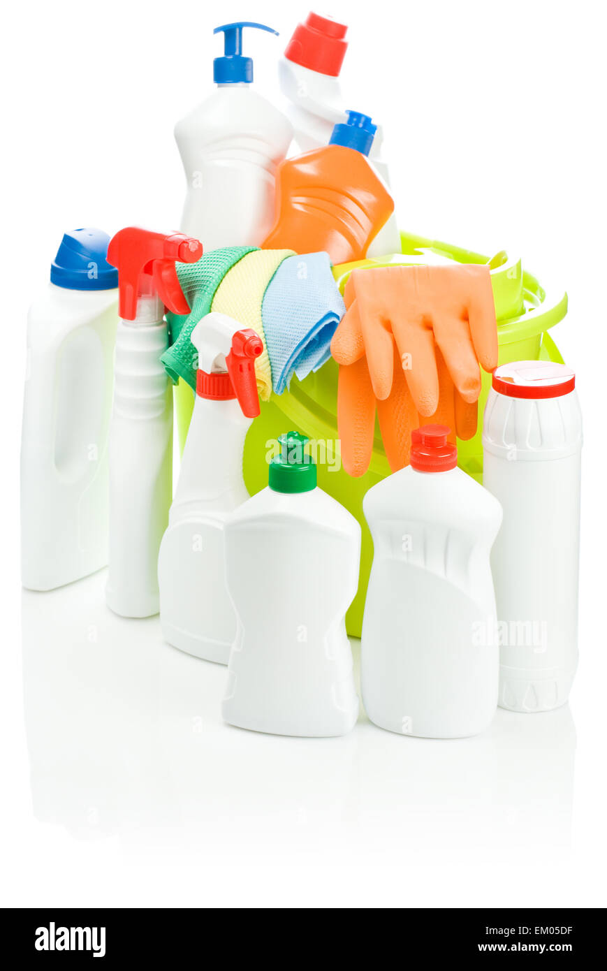 Composizione isolata di materiali per la pulizia Foto Stock