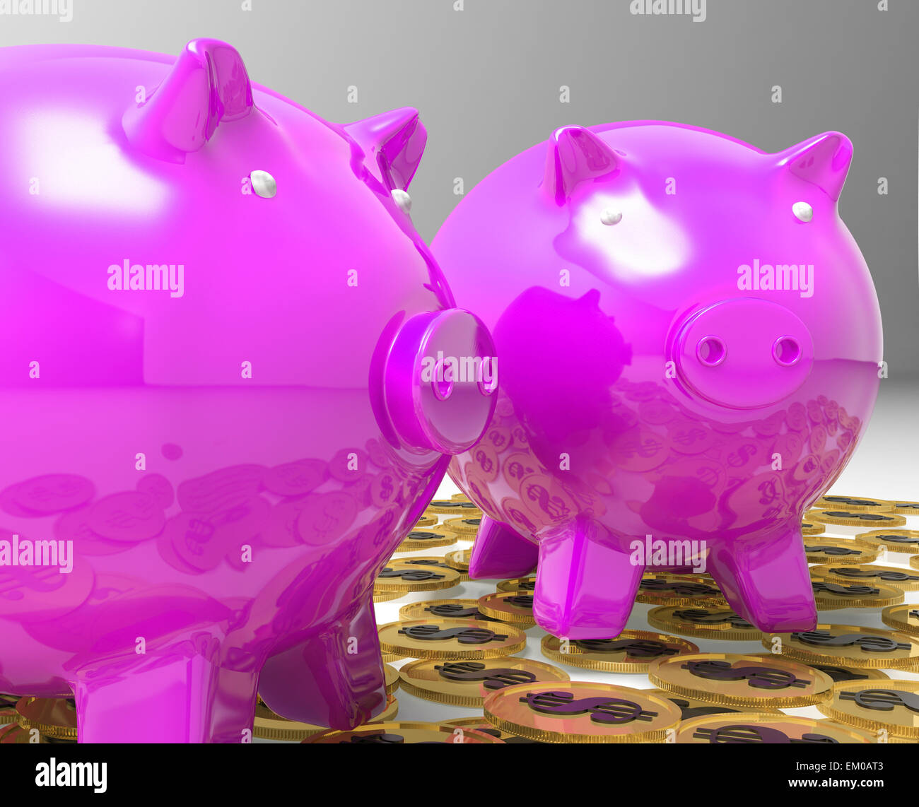 Piggybanks sulle monete che mostra moneta americana Foto Stock