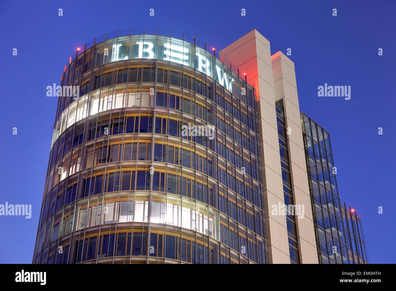 Dettaglio office-building Heilbronner Strasse, LBBW-bank sede a Stoccarda, Baden-Wuerttemberg, Germania Foto Stock