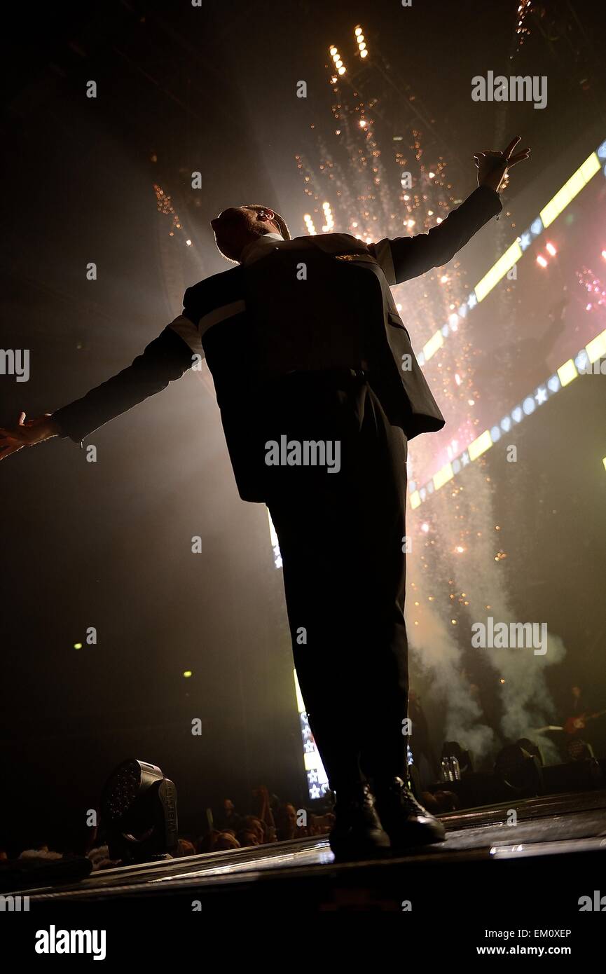 Glasgow, Scotland, Regno Unito. Il 14 aprile, 2015. Olly Murs in concerto, SSE Idro Glasgow (14 Apr 2015) Credito: Iain McDonagh/Alamy Live News Foto Stock