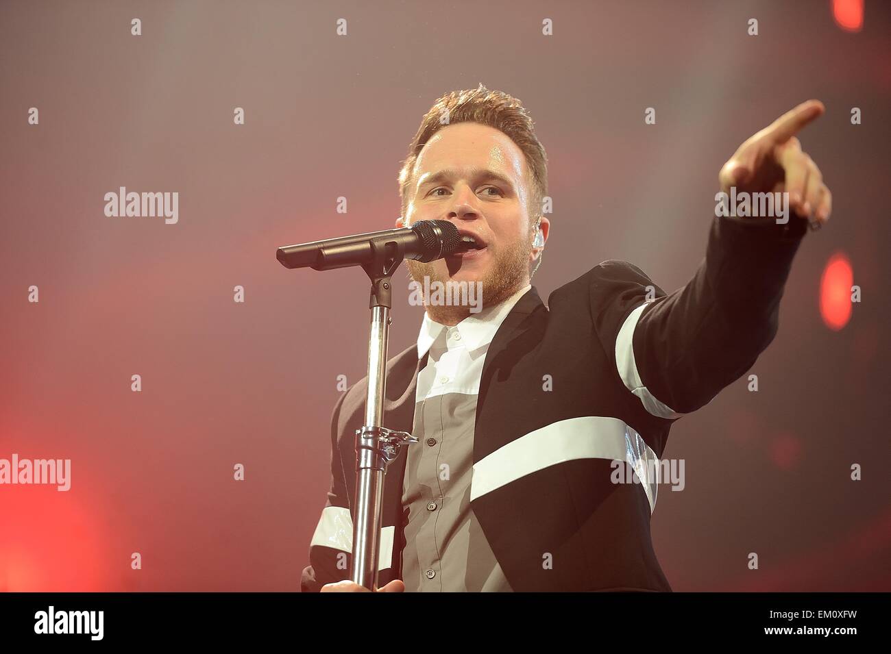Glasgow, Scotland, Regno Unito. Il 14 aprile, 2015. Olly Murs in concerto, SSE Idro Glasgow (14 Apr 2015) Credito: Iain McDonagh/Alamy Live News Foto Stock