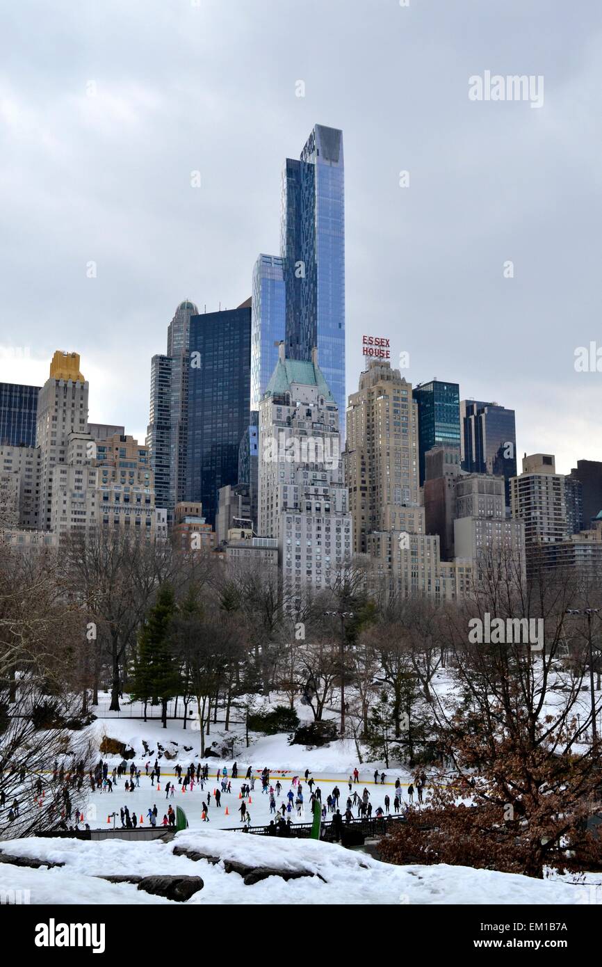 59Th skyline di central park dopo una tempesta di neve Foto Stock