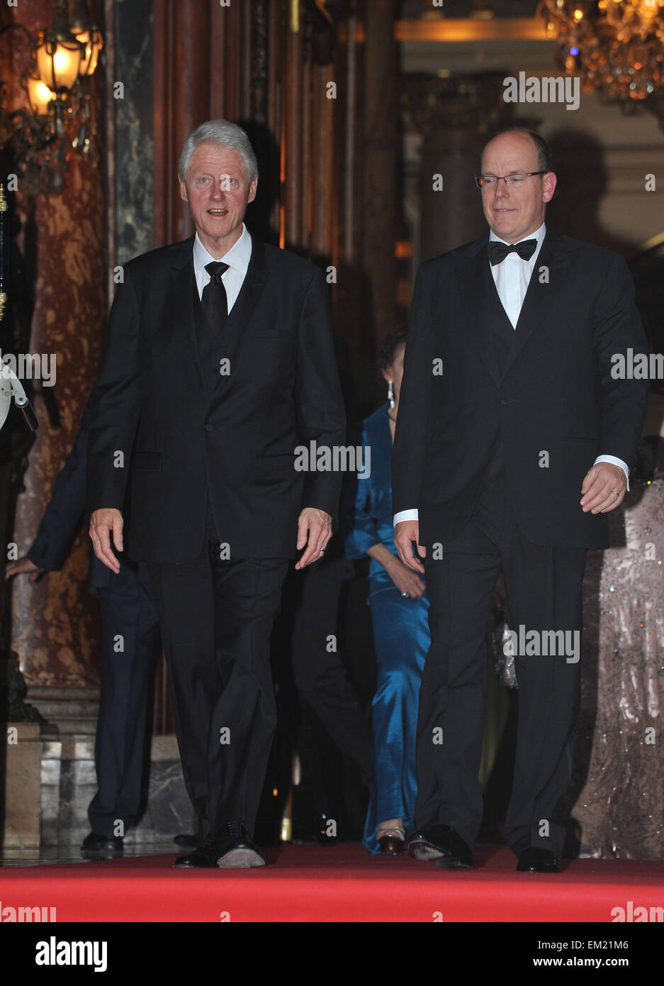 MONACO - 23 Maggio 2012: il Presidente Bill Clinton e il Principe Alberto II di Monaco durante la cerimonia inaugurale dei pernottamenti in Monaco Gala a beneficio del Principe Alberto II di Monaco e la Fondazione William J. Clinton Foundation, presso l'Hotel de Paris a Monte Carlo. Maggio 23, 2012 Monaco Foto Stock