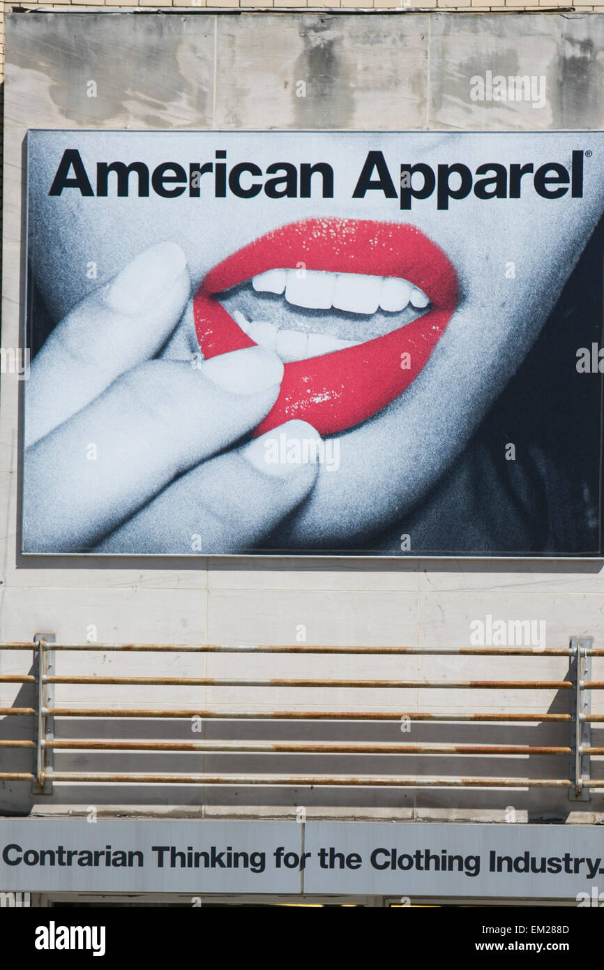 Una vista esterna di un abbigliamento American Apparel store retail in Silver Spring, Maryland. Foto Stock