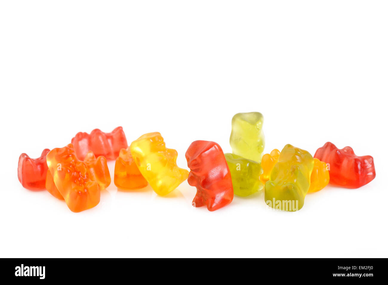 Jelly gummy bears isolati su sfondo bianco Foto Stock