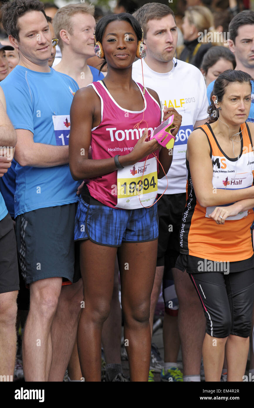 Royal Parks Foundation Half Marathon a Hyde Park con: AJ Odudu dove: Londra, Regno Unito quando: 12 Ott 2014 Foto Stock