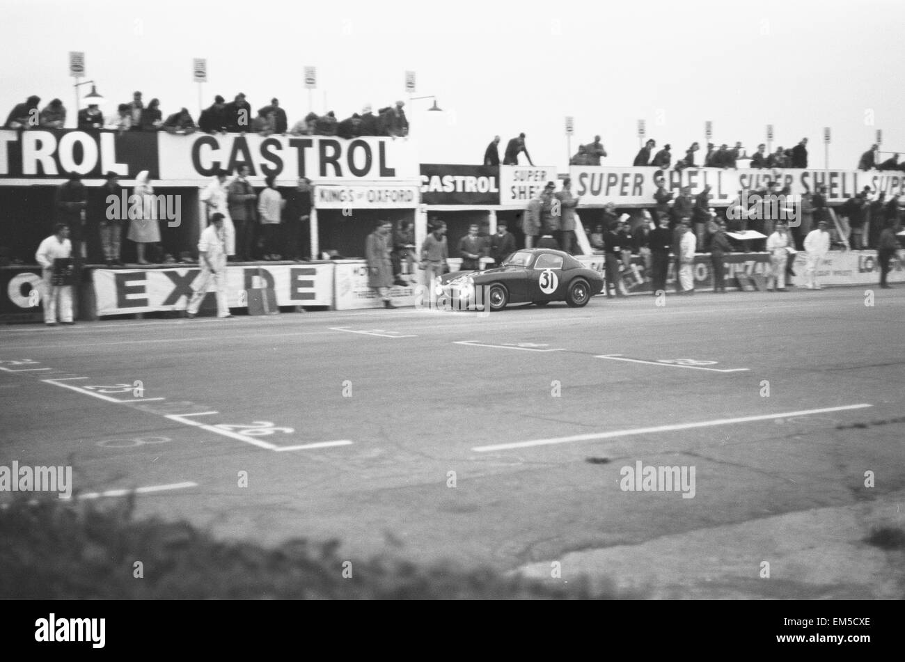 Numero 31 box durante la Autosport 3 ore di gara endurance a Snetterton. 29 Settembre 1962 Foto Stock