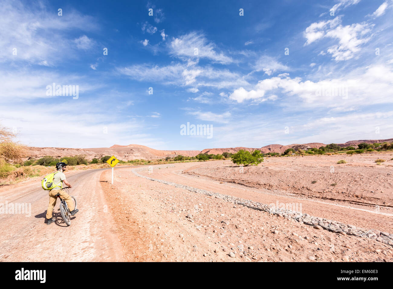 Escursioni in bicicletta nei pressi di San Pedro de Atacama, Cile, Sud America Foto Stock
