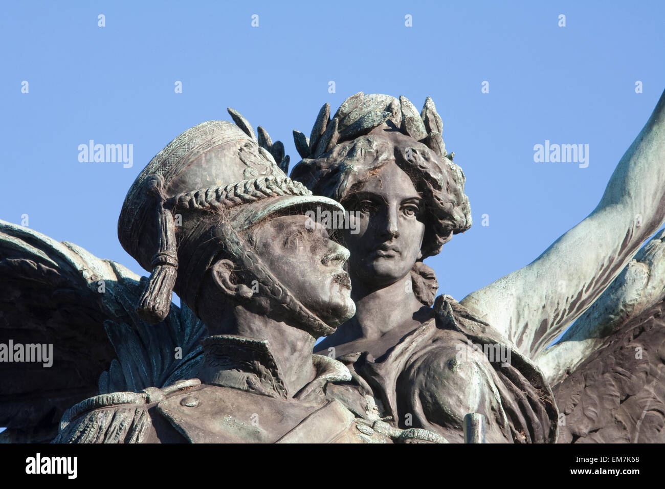 Monumento generale di jose de san martin sulla plaza san martin ...