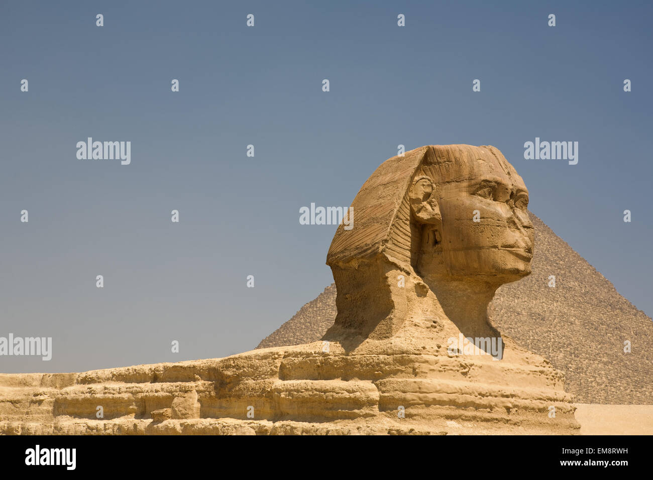 La Necropoli di Giza è un sito archeologico numerosi monumenti antichi include tre piramidi, la Grande Sfinge, cemeterie Foto Stock