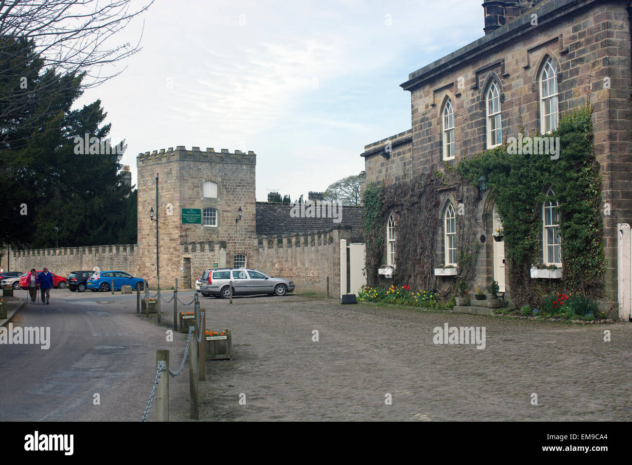 Area di fronte l'ingresso al castello di ripley tn ripley, North Yorkshire Foto Stock