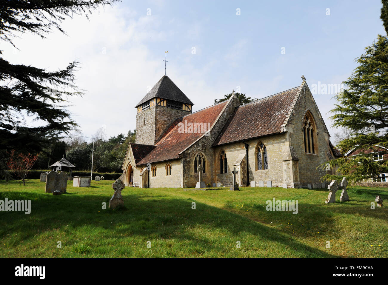 Chiesa di St Giles a Coldwaltham vicino Pulborough West Sussex la chiesa parrocchiale anglicana del XIII secolo è dedicata a Saint Giles Foto Stock