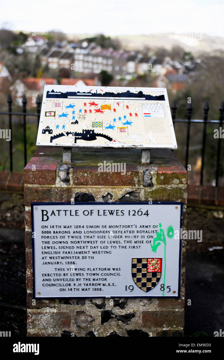 Vista su tutta Lewes in East Sussex il sito della battaglia di Lewes combattuta nel 1264 la battaglia di Lewes combattuta su 14 Maggio 1264 Foto Stock