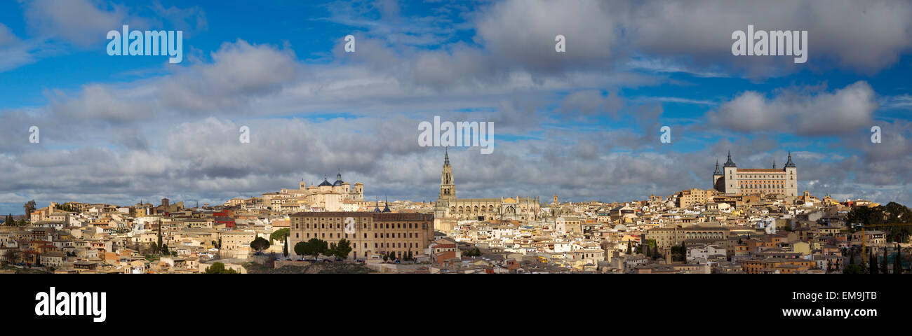 Grande panorama di Toledo e il fiume Tago. Foto Stock