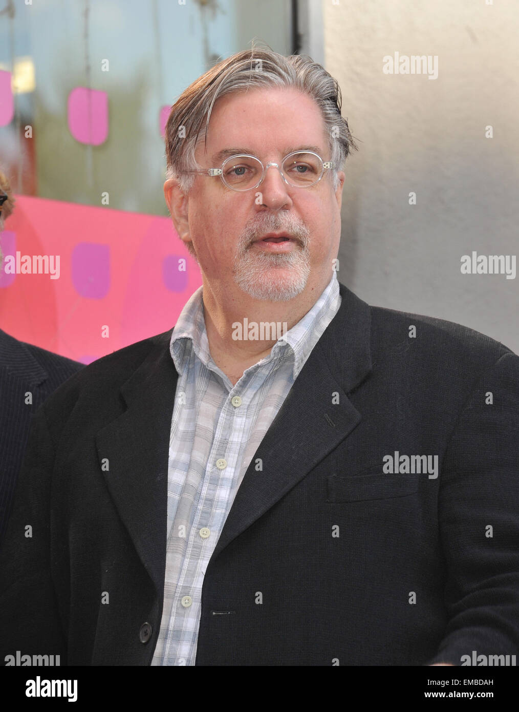 LOS ANGELES, CA - 14 febbraio 2012: "The Simpsons' creatore Matt Groening sulla Hollywood Boulevard dove fu onorato con la 2,459th della stella sulla Hollywood Walk of Fame. Febbraio 14, 2012 a Los Angeles, CA Foto Stock