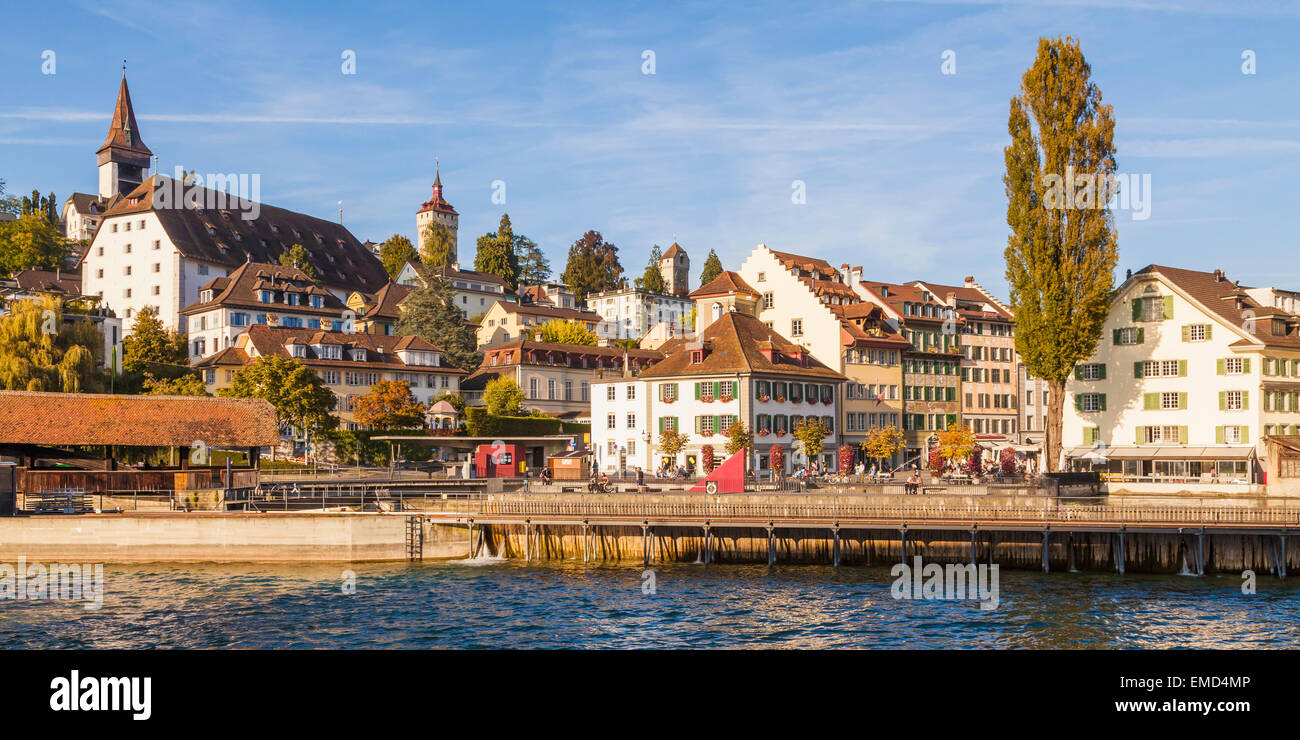 La Svizzera, il cantone di Lucerna, Lucerna, città vecchia, parete Musegg Musegg e torri, diga di ago Foto Stock