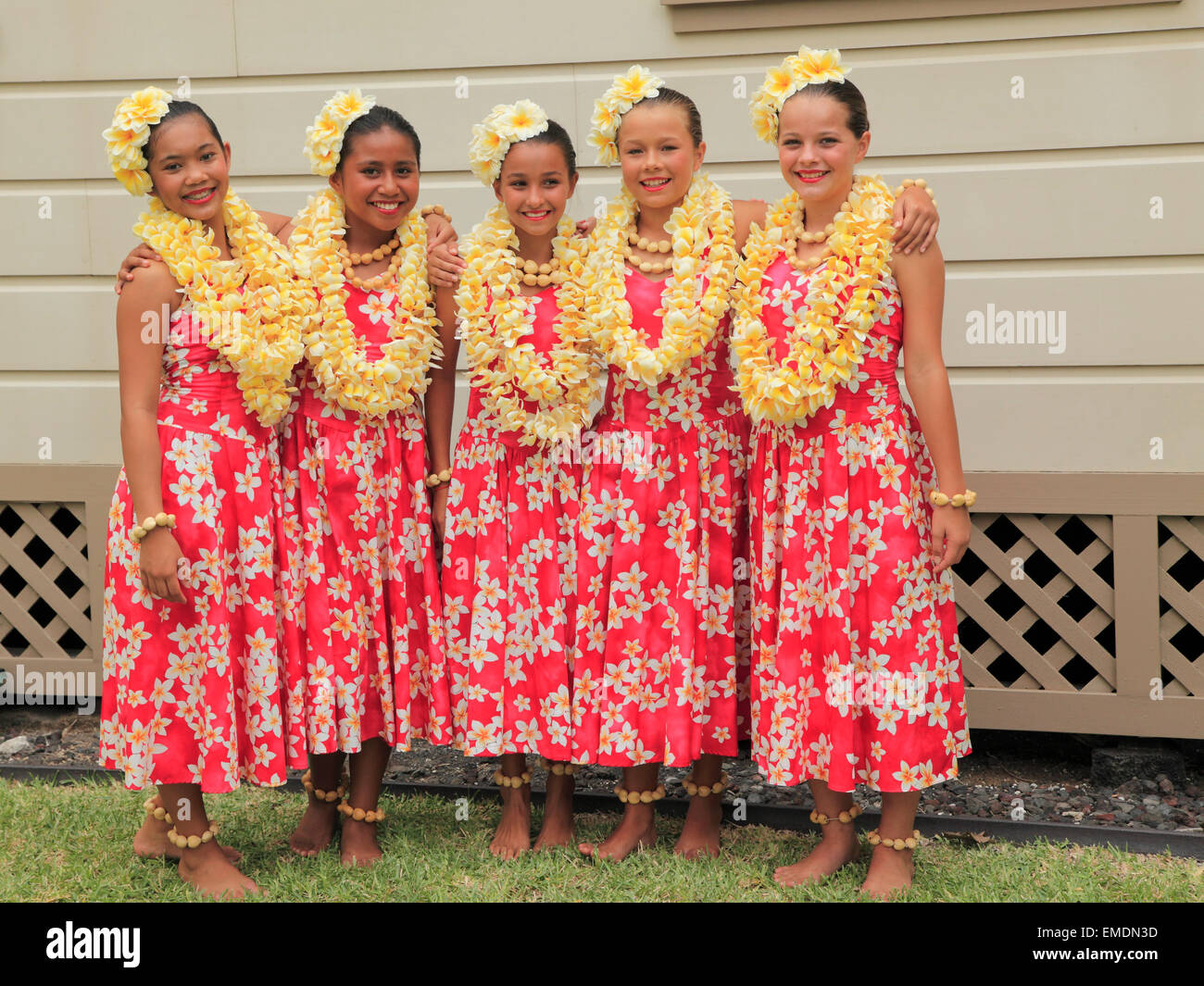 Hawaii traditional dress immagini e fotografie stock ad alta risoluzione -  Alamy
