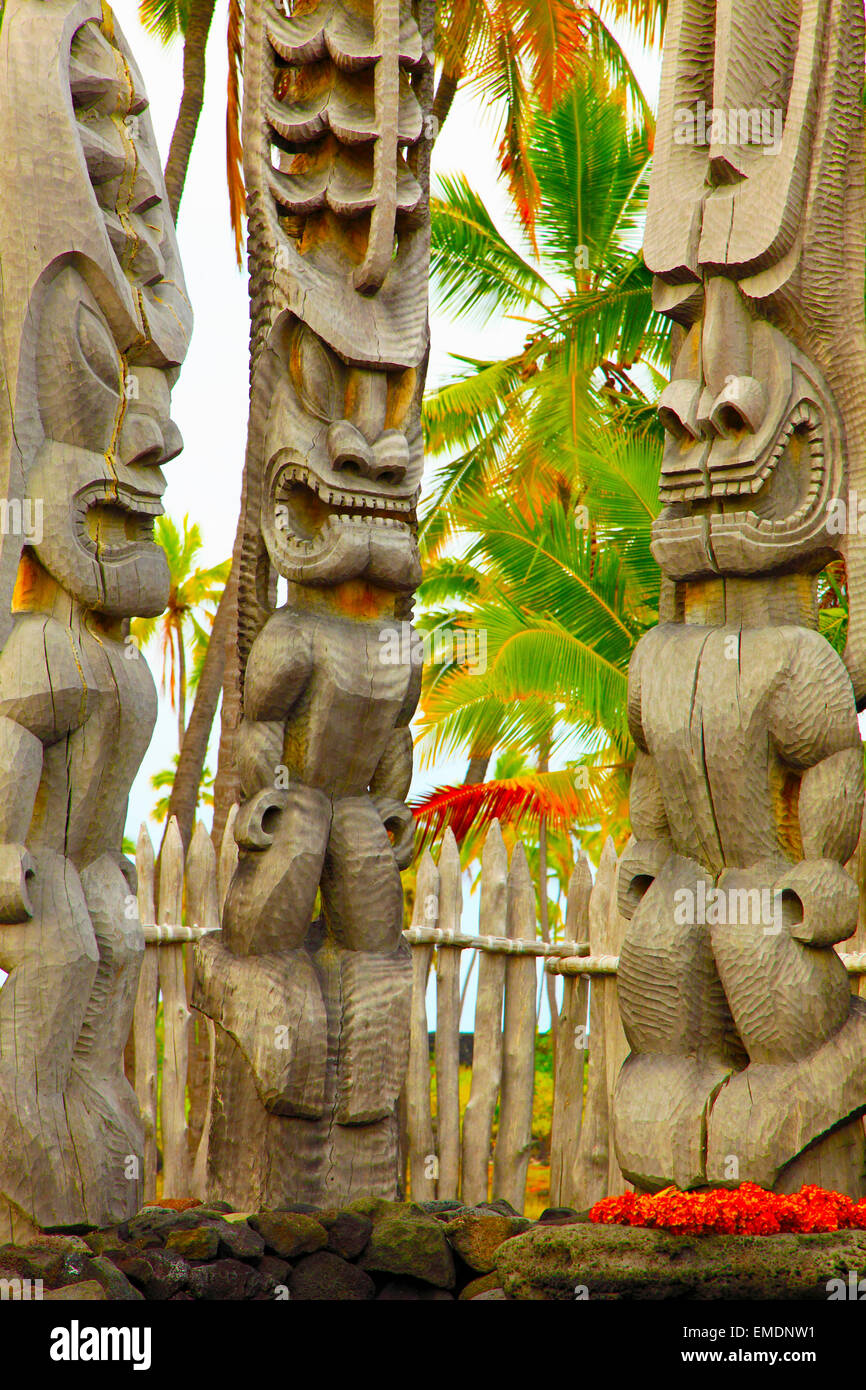 Hawaii Big Island, Puuhonua o Honaunau, National Historic Park, statue, sculture di legno, Foto Stock
