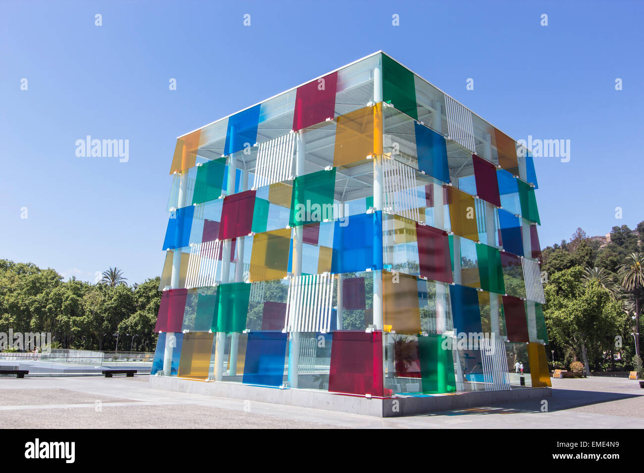 Il Pompidou Art Center, Muelle Onu, porto di Malaga, Costa del Sol, Spagna. Il Cubo, aperto nel Marzo 28th, 2015. Foto Stock