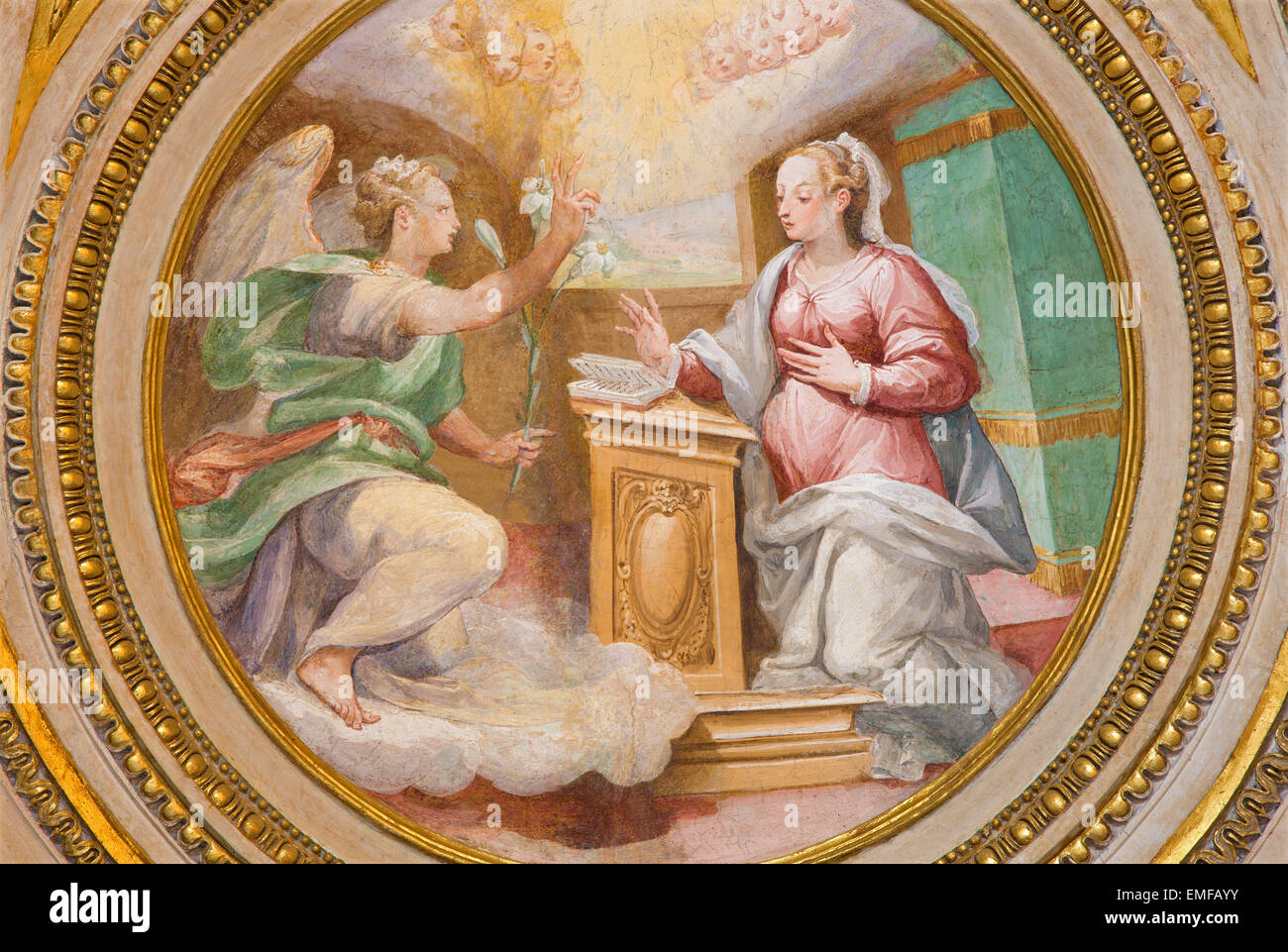 Roma - affresco dell'Annunciazione nell abside della cappella laterale di st. Joseph (1587 - 1588) da A. Nucci nella Basilica di Sant Agostino Foto Stock