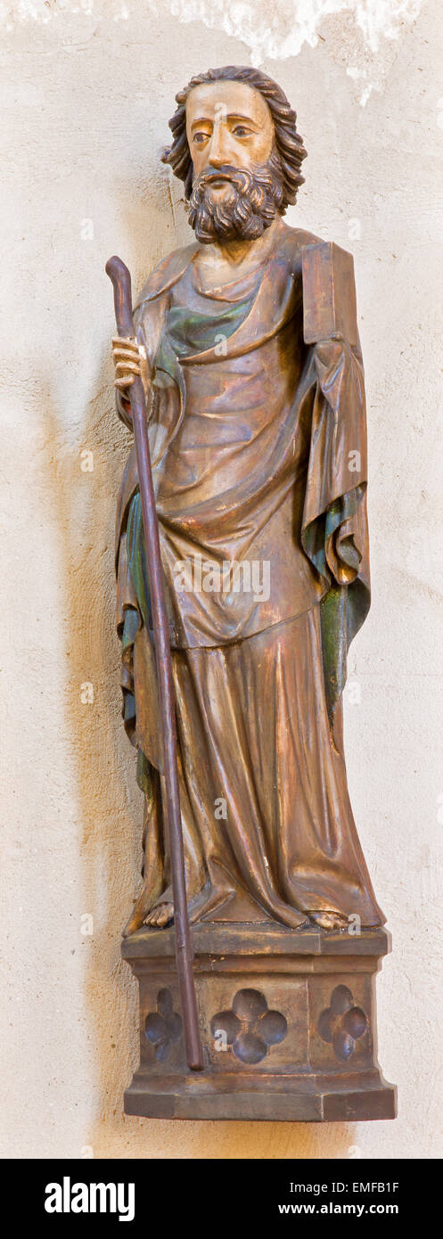 SPISSKY CASTELLO, Slovacchia - 19 luglio 2014: il gotico statua scolpita di apostolo Giacobbe dalla cappella del castello. Foto Stock