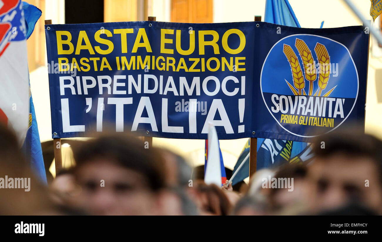 Il segretario federale del partito Lega Nord (Lega Nord) Matteo Salvini tenendo una riunione a Cividale del Friuli in Udine, Foto Stock